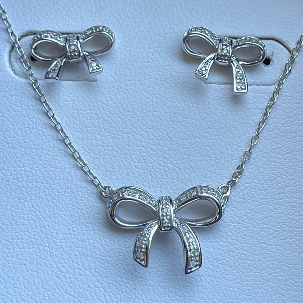 NEW Sofia B Diamond S.Silver Bow Necklace Earrings​